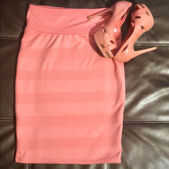 LuLaRoe Dresses & Skirts - LulaRoe Simply Comfort Skirt
